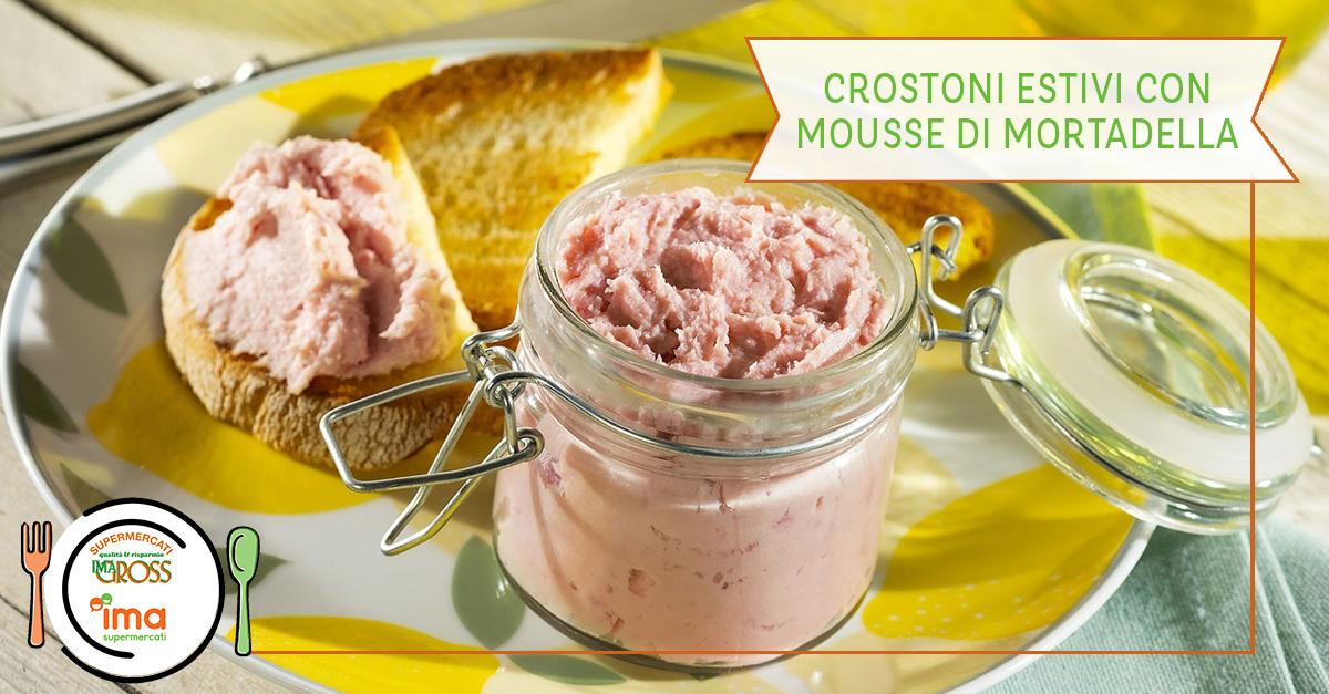 Crostini con mousse di mortadella